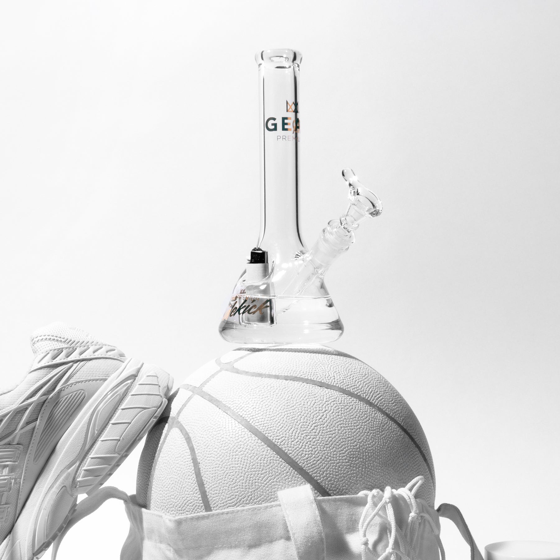 Gear Premium 9" Mini Sidekick Water Pipe