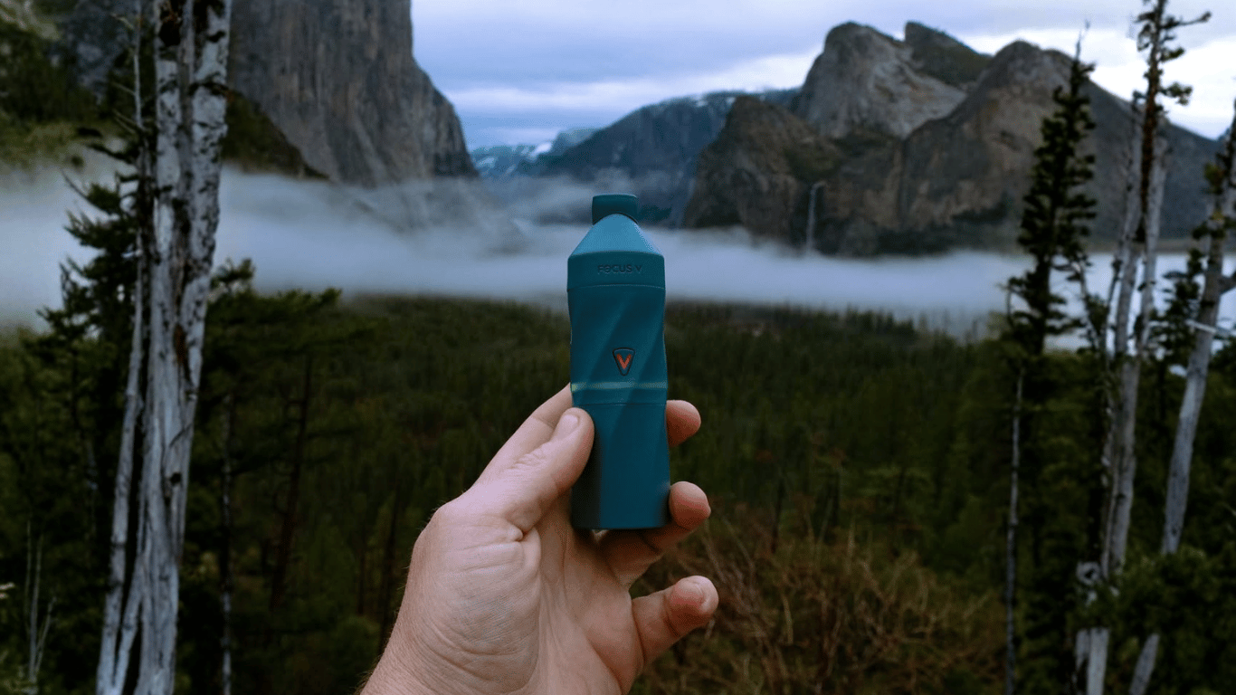 Puffco Pivot vs Focus V Aeris