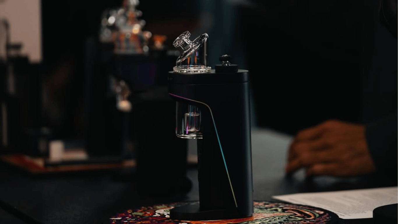 Puffco vs Dr. Dabber vs Focus V | Comparing the Best E-Rig Brands in Canada