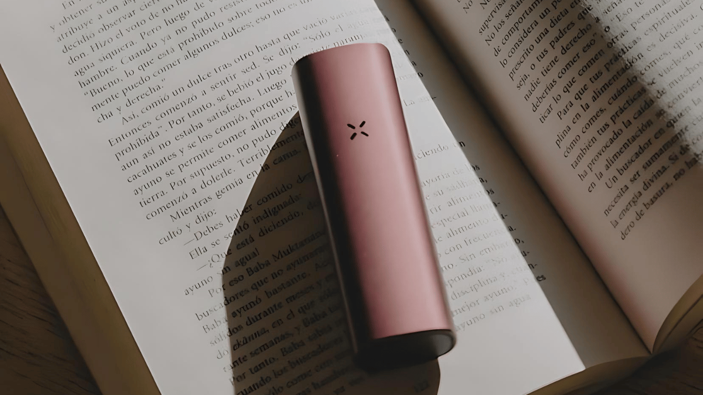 Pax Plus Vs Pax Mini: Who Wins This Dry Herb Vaporizer Showdown? - Canadian Vaporizers