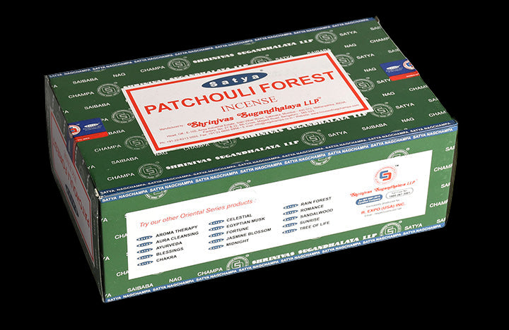 Patchouli Forest Incense (12 Packs of 15g) - Green Patchouli Forest incense box with red-and-white label and botanical pattern, 12 packs of 15g.