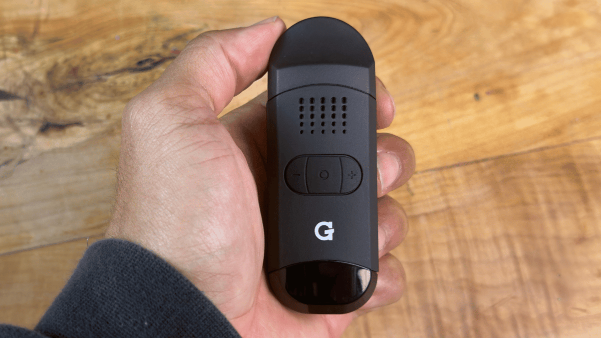 G Pen Dash 2 in hand